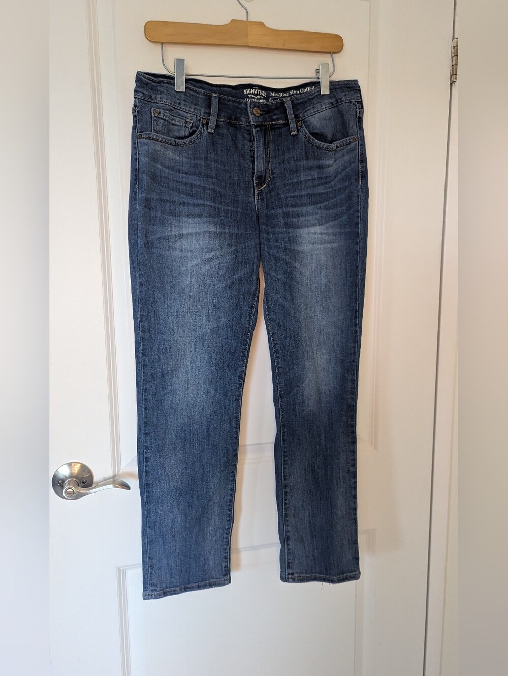 Signature by Levi Strauss & Co. Mid-Rise Slim Jeans Size 10